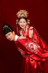 -莫兰迪婚纱摄影