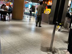 -麦当劳(中山公园龙之梦店)