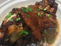 -老码头黑皮肘子锅包肉(赣水路店)