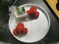 杨梅鳕鱼球-柳莺湖上·湖景餐厅·江南菜(西湖店)