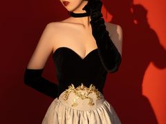 -经典婚纱摄影美学馆·私人定制
