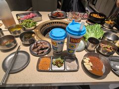 -蚂蚁洞·烤肉大营地(上海静安大悦城店)
