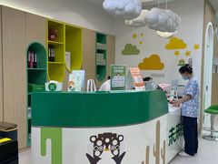 -菲越企鹅眼科(龙湖天街店)