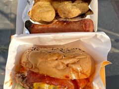 -牛约堡·手作牛肉汉堡(长宁店)