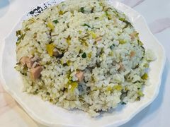 -德林酸菜鱼火锅(南丹店)