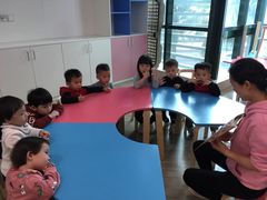 -星空布洛早教·托育(滨江店)