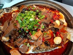 -鸣记脆皮烤鱼·海鲜烤鱼(三八广场店)