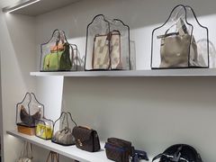 -万物奢潮中古奢侈品(青岛店)