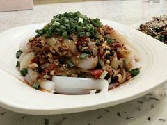 -兔行天下-鸿鹤鲜锅兔(中海国际店)