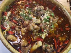 水煮牛蛙-眷江南之小蓝鲸(王府大街店)