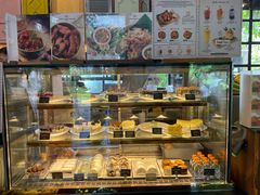 -莓园冰淇淋店