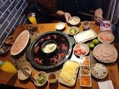 -舒家大院重庆老火锅(纪念塔店)