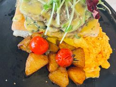特制牛排佛卡夏早午餐-UPPER KITCHEN(延安路店)