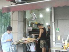 门面-非凡烧烤(历史博物馆店)