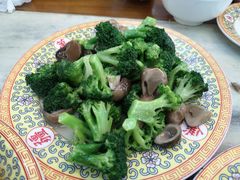 西兰花扒草菇-砂锅居(西四店)