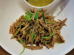 荷兰豆拌黑腐竹丝-湘约爨厨(太白立交店)