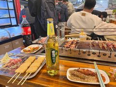 -哈尔滨小酒馆·鲜肉现穿自助烧烤(康新花园店)