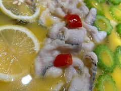 -山城外·非遗酸菜鱼(蜀都万达店)