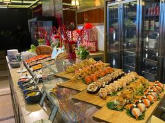 -大中华希尔顿酒店-念自助餐·嗨啤·小龙虾