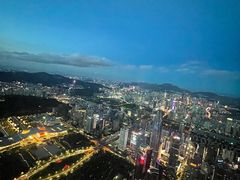 -平安金融中心云际观光层