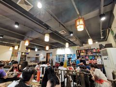 大堂-肖肖酸萝卜鱼火锅(总店)