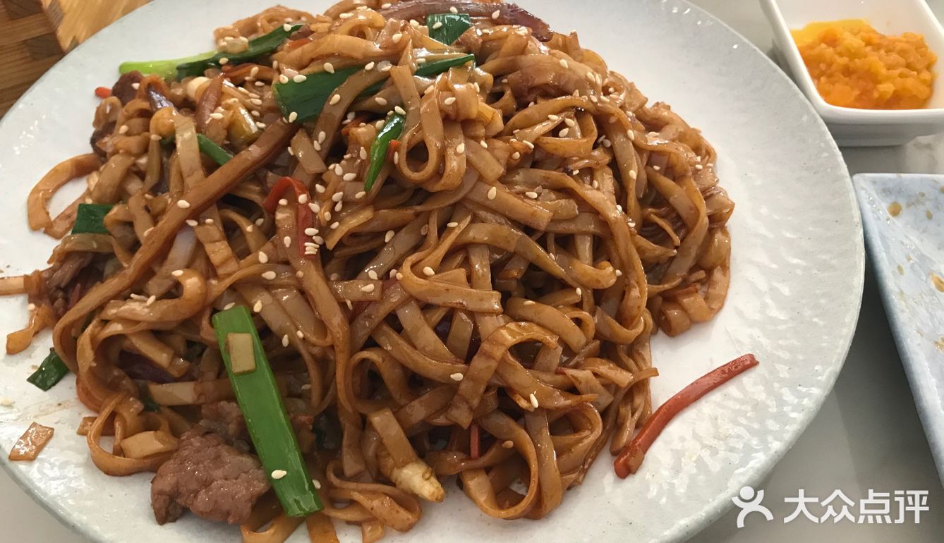 东方早茶哪家强，傲月丽呈名气响