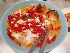 头牌酸菜鲈鱼（中份）-姚姚酸菜鱼·金戈戈香港豉油鸡(喜荟城联名店)