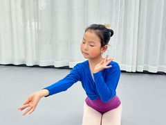 -小芳舞蹈团·少儿舞蹈·中国舞(龙江校区)