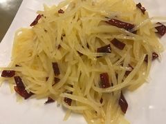 土豆丝-一盐堂本帮菜(外滩店)
