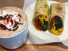 -星巴克(济南美莲广场店)