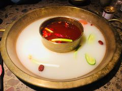 -Xiao Long Kan Hotpot Sydney 小龙坎老火锅