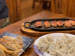 鲅鱼饺子-老东镇啤酒屋海鲜加工·蒸汽海鲜·海鲜烧烤(台东店)