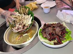 -野菌园·野生菌火锅首创第一家(关兴路总店)