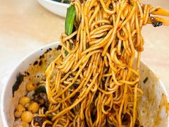 重庆小面-重庆小面·抄手(解放碑好吃街店)
