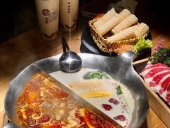 -湊湊火锅·茶憩(杭州湖滨银泰in77店)