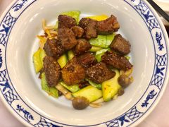 -聚春园自助餐厅(东街口店)