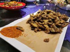软炸蘑菇-95号酱骨·一块豆腐(展春园西路店)