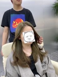 -Tloml salon