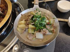 -周老三跷脚牛肉·全牛火锅(非遗传承店)