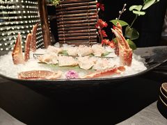 -蟹犇前•帝王蟹雪蟹(陆家嘴店)