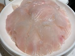 -三人行骨头王火锅(长寿店)