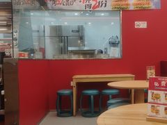 -塔斯汀中国汉堡(徐汇汇京广场店)
