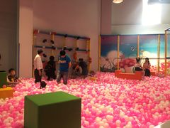 -蒙特利亲子乐园