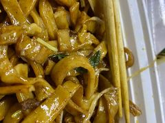 时菜牛腩湿炒河粉-添星码头茶餐厅(松坪山店)