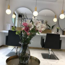 -S.HAIR SALON