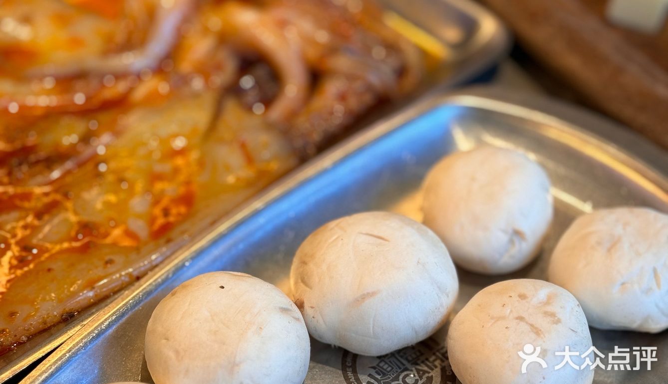 🔥 这家烤肉周五中午咋也这么多人