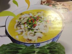 -严厨老坛酸菜鱼(吴江万宝店)