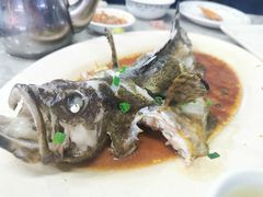 -四川小胡子海鲜(丁村万人海鲜广场店)