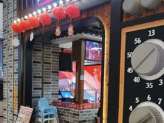 -黑白电视长沙小吃(美林M·LIVE天地东座店)