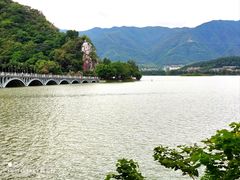 -星湖旅游景区七星岩